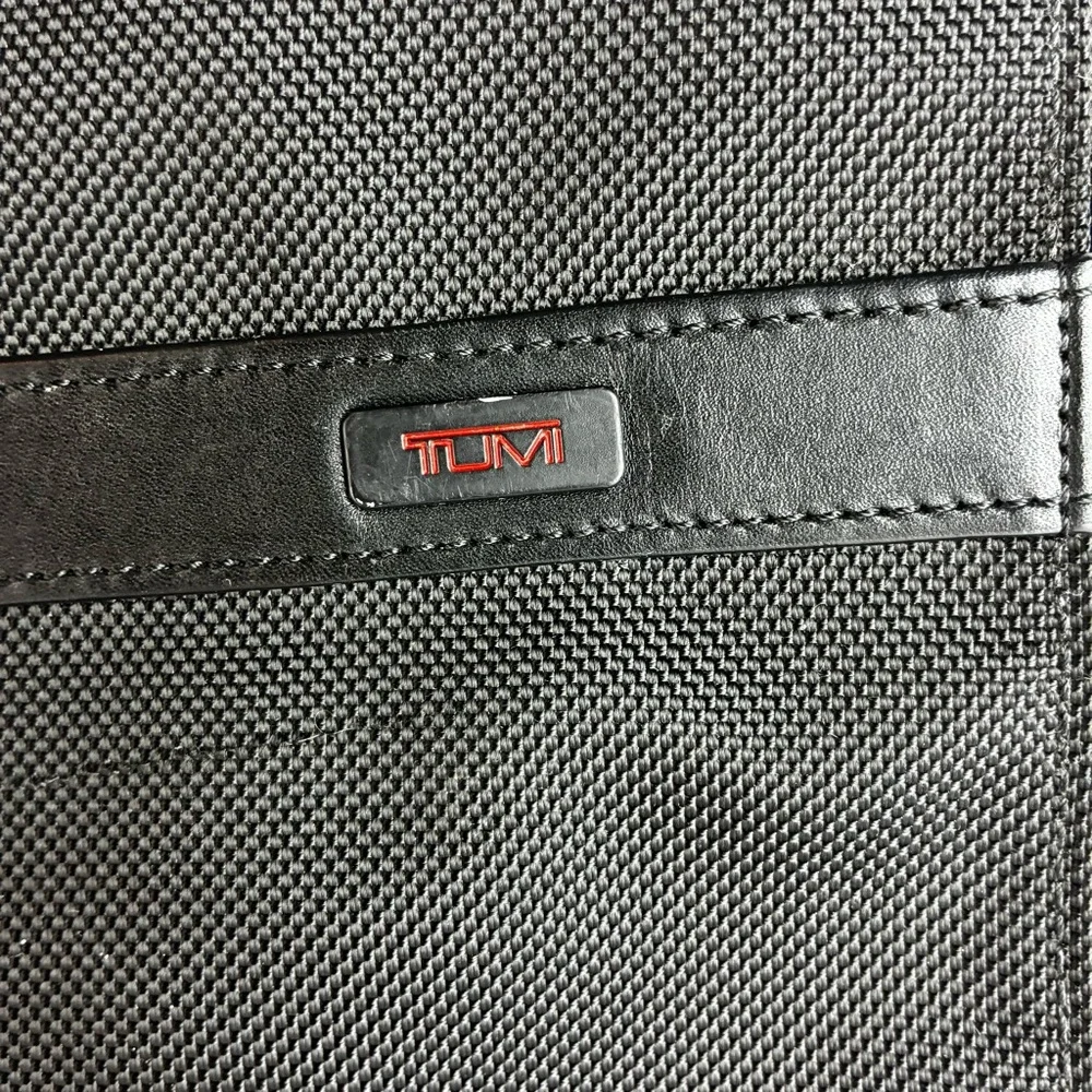Tumi 26156dh black